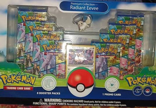Pokémon GO Radiant Eevee Premium Collection - Nieuw, Ophalen of Verzenden, Nieuw