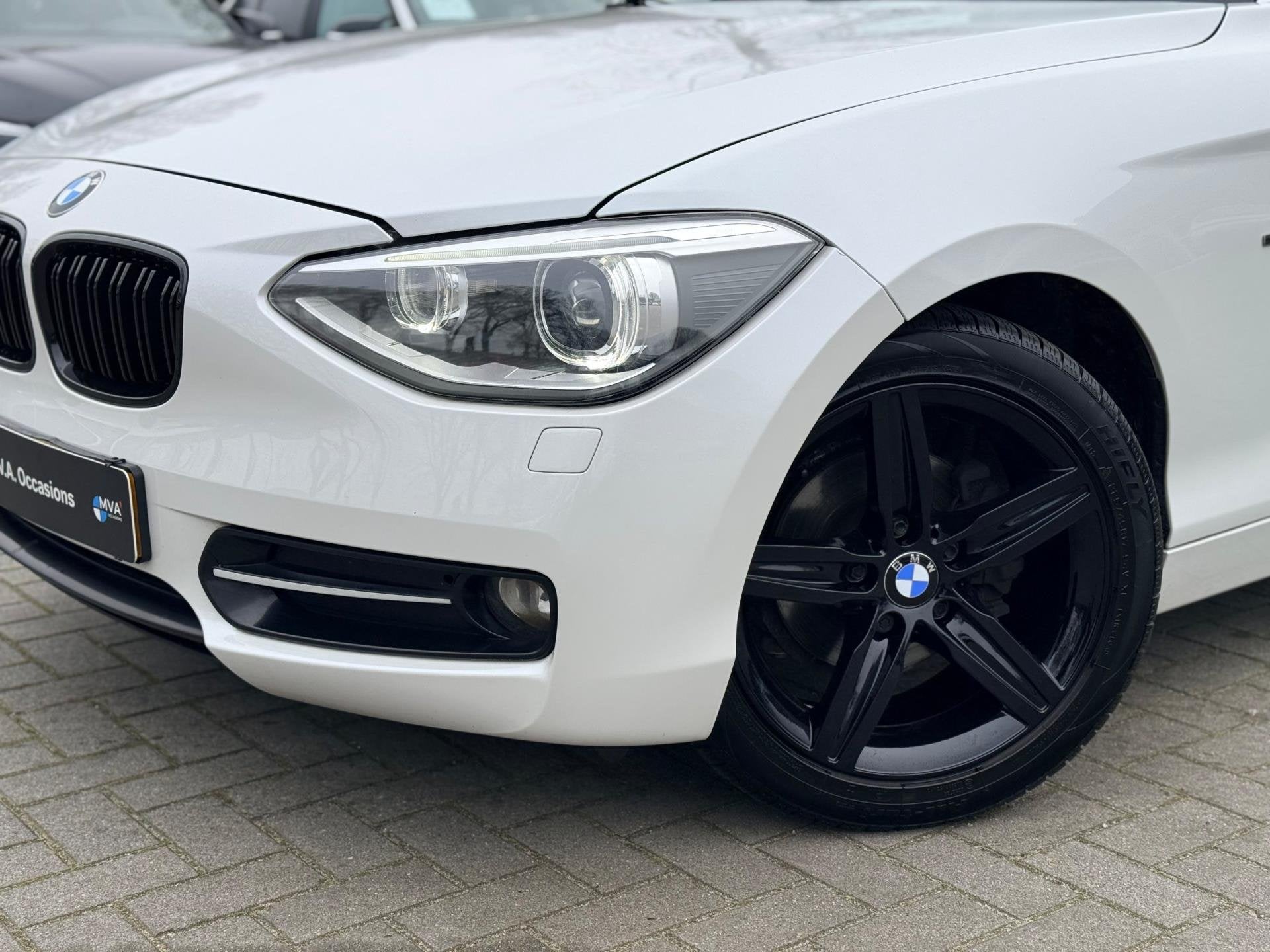 BMW 1-serie 114i Upgrade Edition Sport|Nieuwe Ketting + Klep, Auto's, 1-Serie, Euro 5, Achterwielaandrijving, Gebruikt