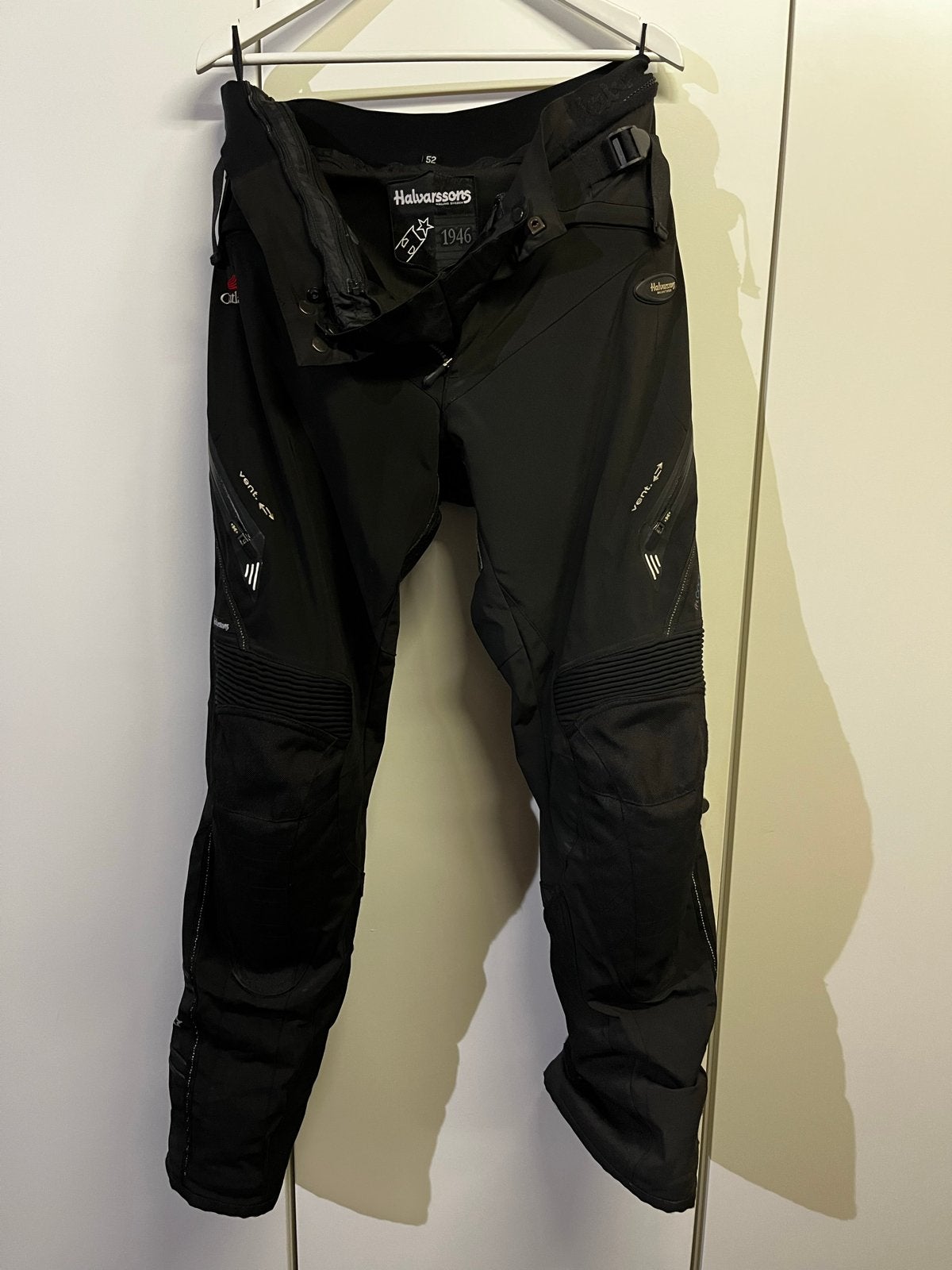 Halvarssons motorpak (jas en broek) maat 52, Motoren, Kleding | Motorkleding, Ophalen of Verzenden, Tweedehands, Heren, Combipak