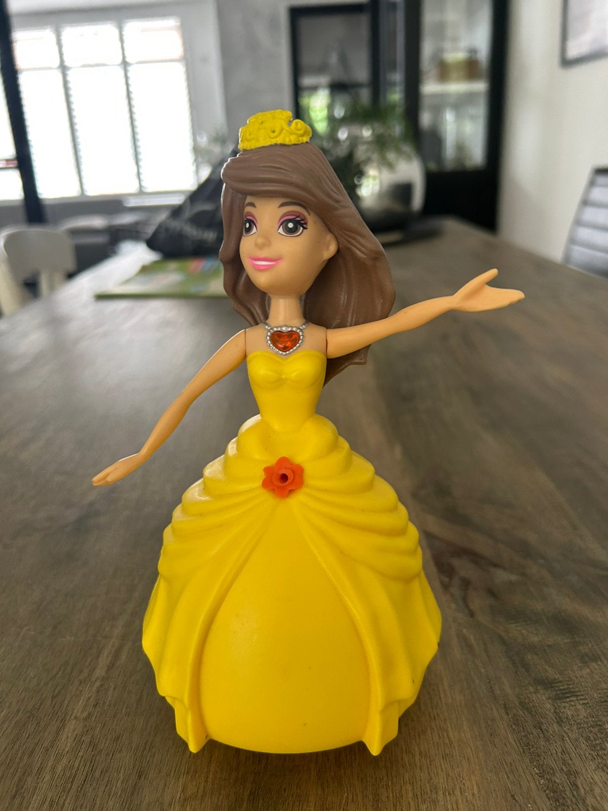 Emma de Dansende princess pop op muziek, Verzamelen, Poppen, Ophalen of Verzenden, Zo goed als nieuw, Pop
