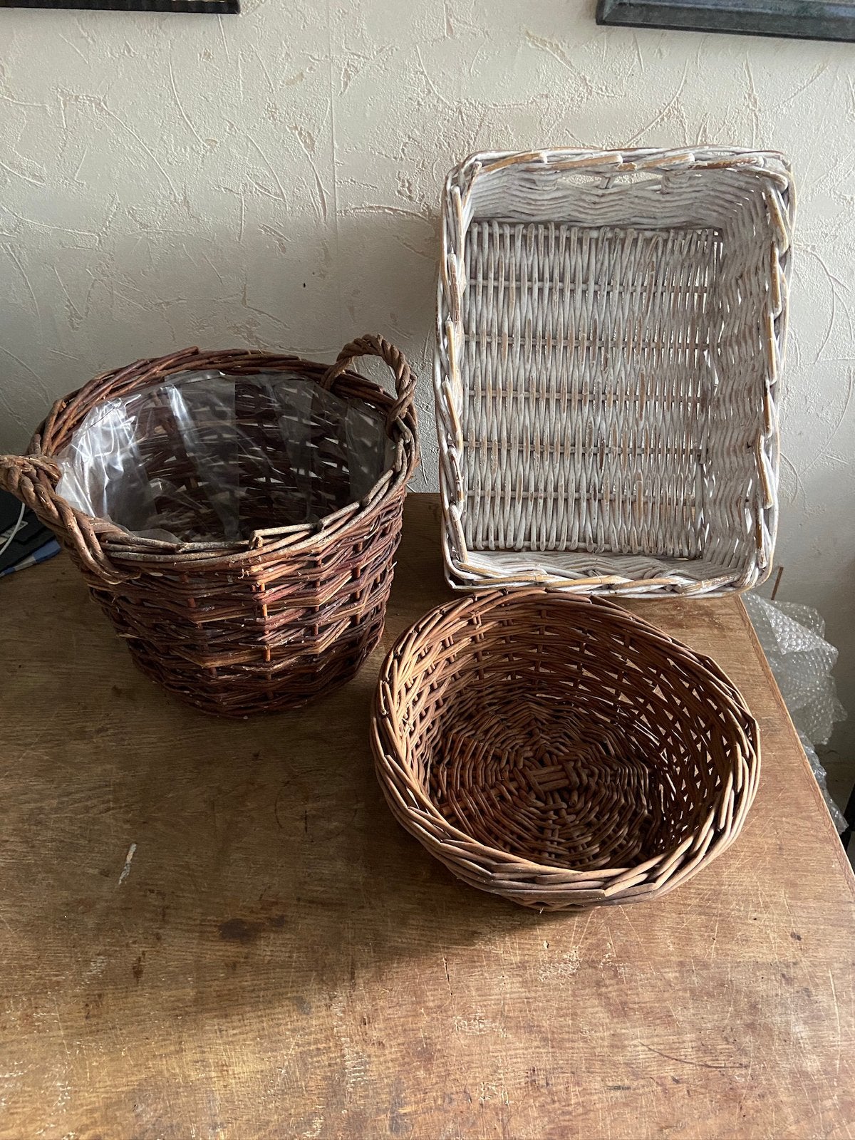 3 hele mooie vintage rieten manden pitriet (splinternieuw), Ophalen of Verzenden, Nieuw, Rond, Riet