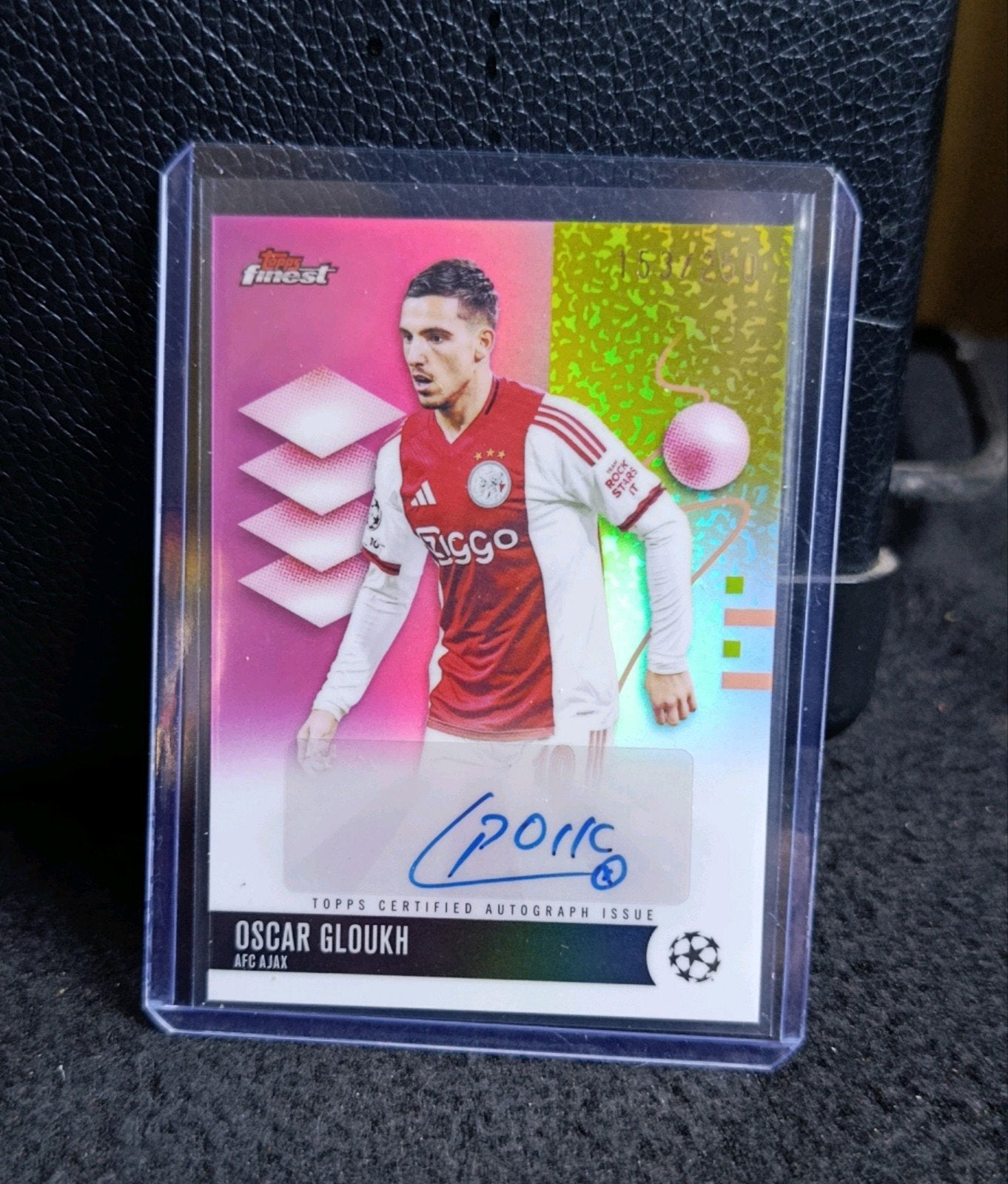Oscar Gloukh Autograph Pink Refractor #BA-OG (153/250) Ajax, Ophalen of Verzenden, Nieuw, Ajax, Spelerskaart