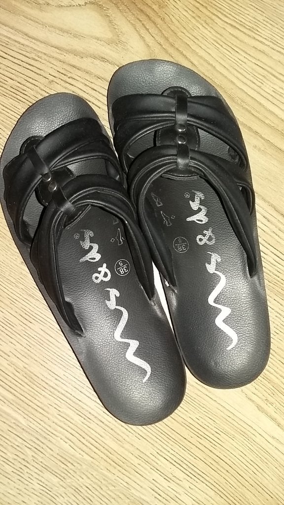 Slippers., Kleding | Dames, Schoenen, Zwart, Zo goed als nieuw, Ophalen, Slippers