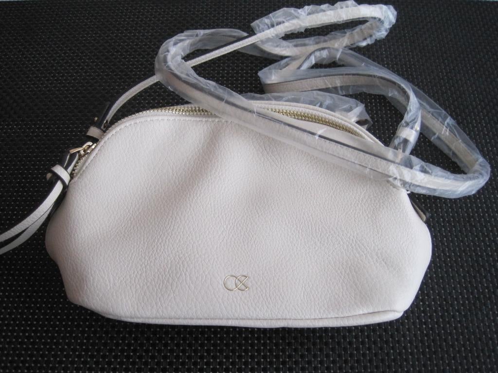 Oriflame handtas type Hay Crossbody Bag, Sieraden, Tassen en Uiterlijk, Tassen | Damestassen, Ophalen of Verzenden, Zo goed als nieuw