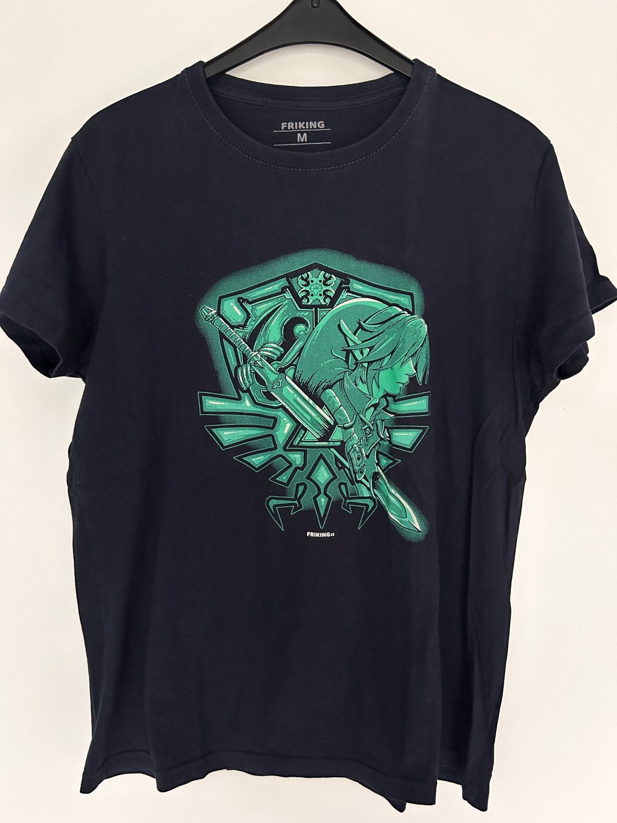 Friking Zelda Link T-shirt Maat M, Ophalen of Verzenden, Zo goed als nieuw, Maat 48/50 (M), Blauw