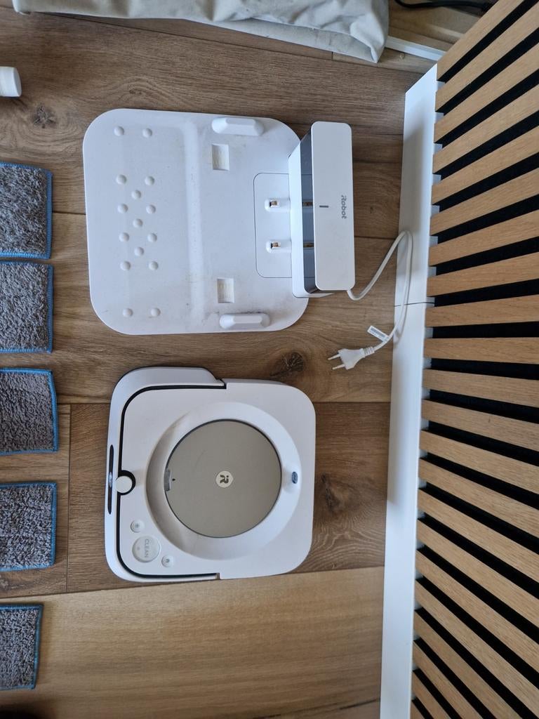 iRobot Braava Jet m6 robotdweil - Zo goed als nieuw, Doe-het-zelf en Verbouw, Reinigingsmachines, Ophalen of Verzenden, Gebruikt