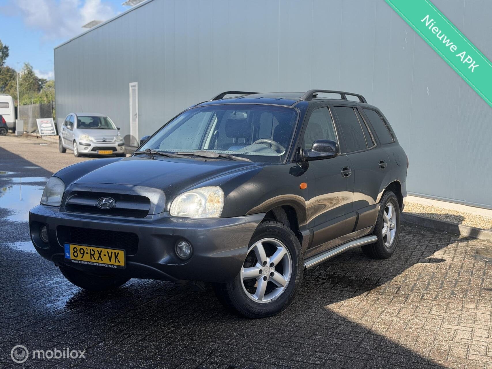 Hyundai Santa Fe 2.0i-16V NAP/APK/AIRCO, Auto's, Gebruikt, 4 cilinders, 2000 kg, Zwart