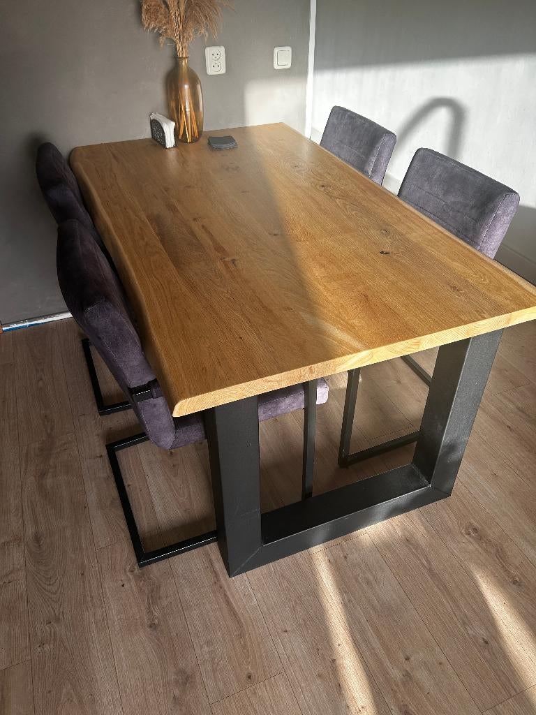 Eiken tafel (160x90 cm) - boomstamrand & stalen U-poten, Huis en Inrichting, Tafels | Eettafels, Zo goed als nieuw, 50 tot 100 cm