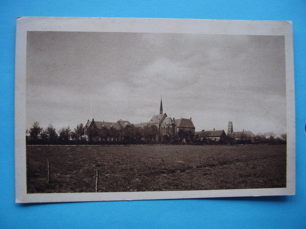 Seppe,  St. Gerardus Retraitenhuis  Achterkant met Dorpskerk, Verzamelen, Ophalen of Verzenden, Voor 1920, Noord-Brabant
