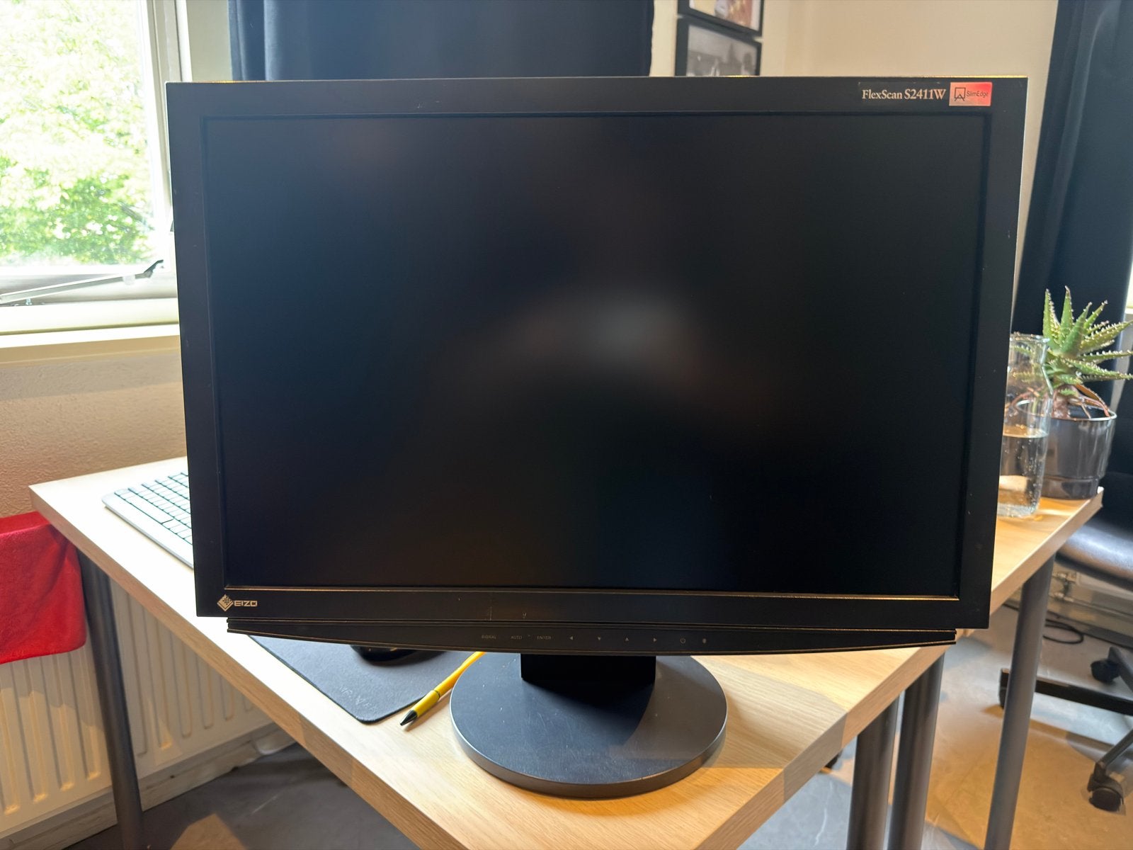 Eizo FlexScan S2411W Monitor - Inclusief stroomkabel, Computers en Software, Monitoren, Ophalen, Gebruikt, Full HD, In hoogte verstelbaar