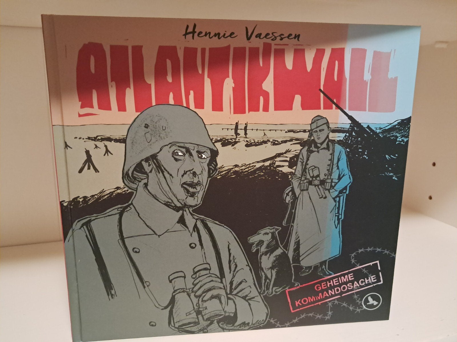 Hennie Vaessen - Atlantikwall, Eén stripboek, Ophalen of Verzenden, Zo goed als nieuw, Hennie Vaessen