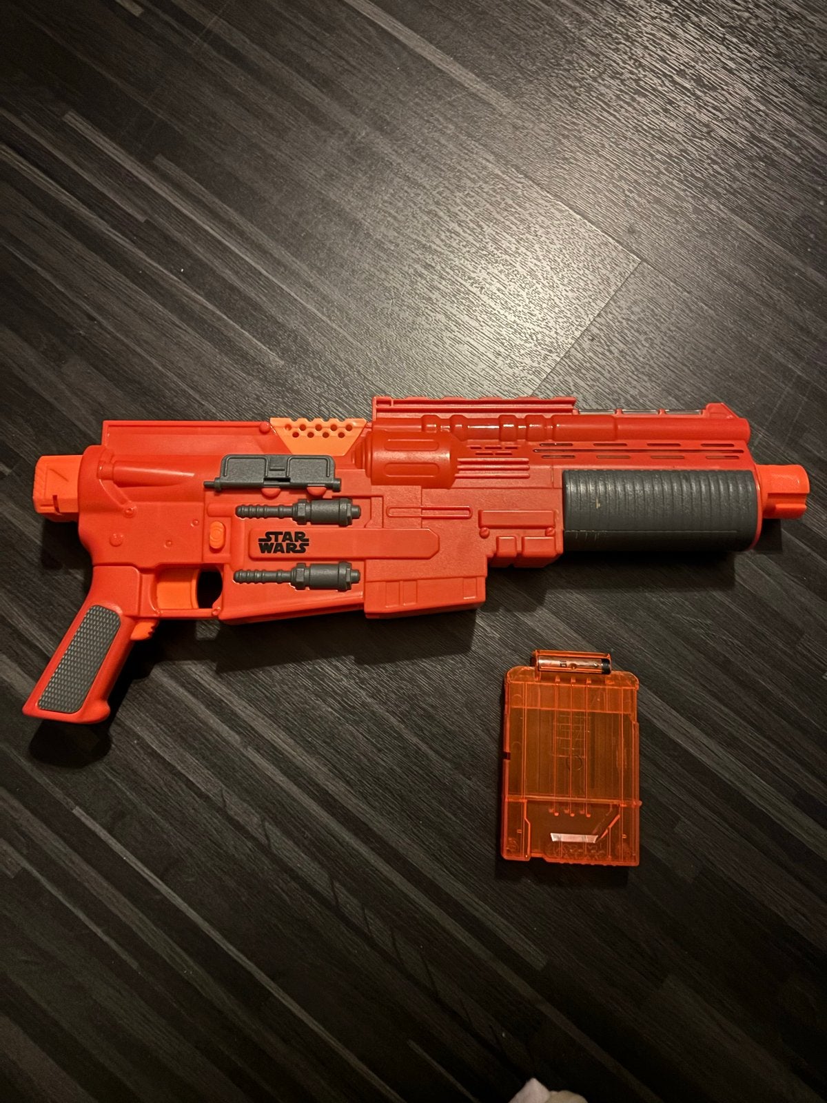 Nerf Star Wars Blaster met magazijn en pijltjes, Ophalen of Verzenden, Gebruikt