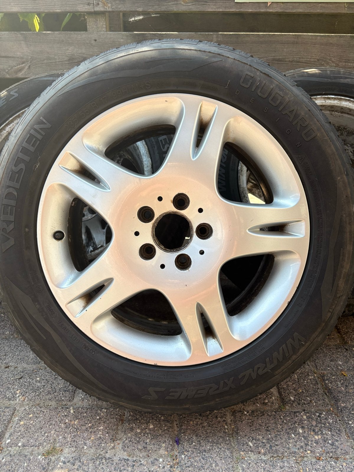 Mercedes S-klasse Velgen met Vredestein Winterbanden 235/55, Gebruikt, Banden en Velgen, 17 inch, 235 mm
