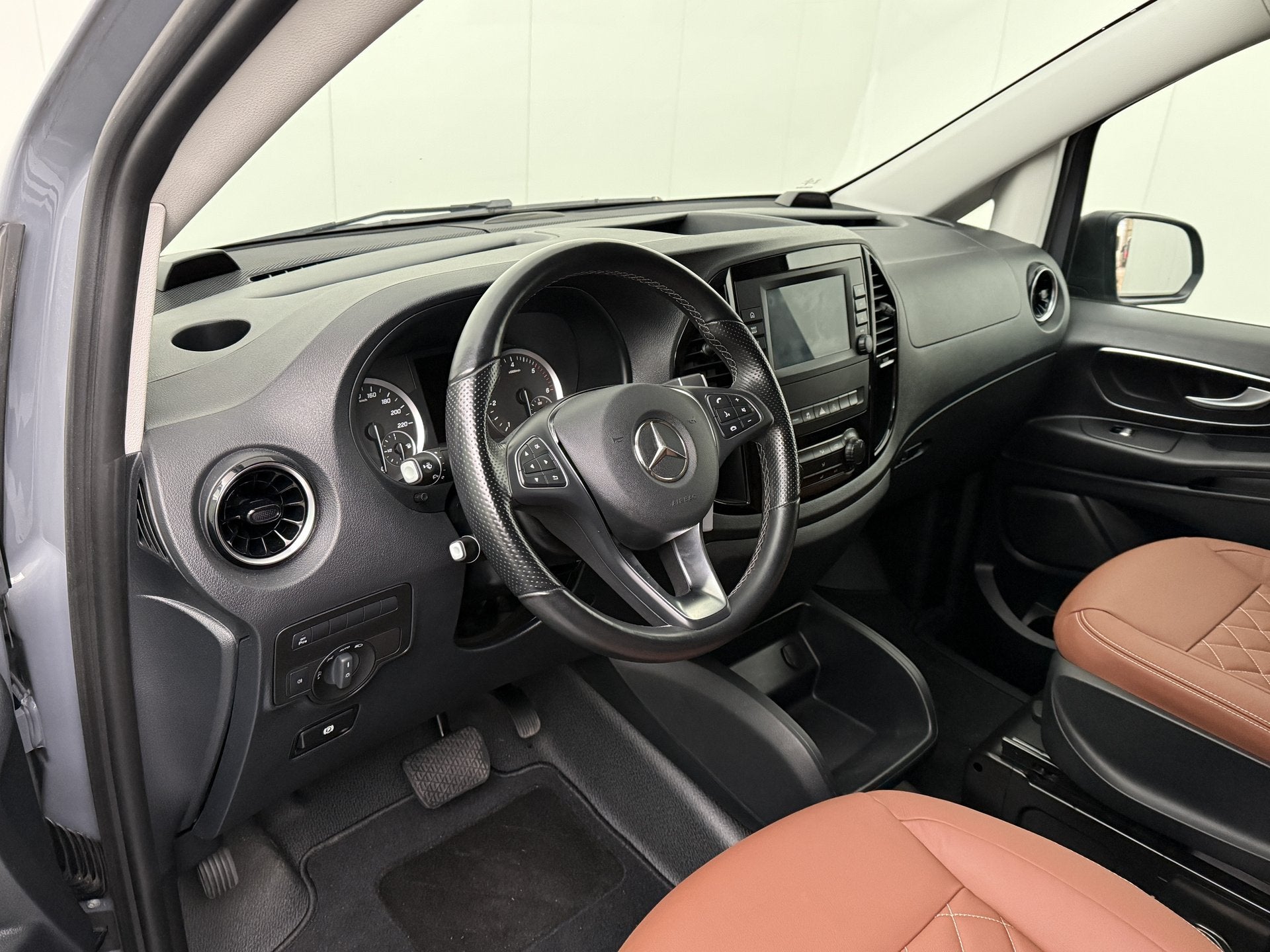 Mercedes-Benz Vito 119CDI 9G-Tronic Automaat Business XXL |, Achterwielaandrijving, Gebruikt, 2500 kg, Diesel