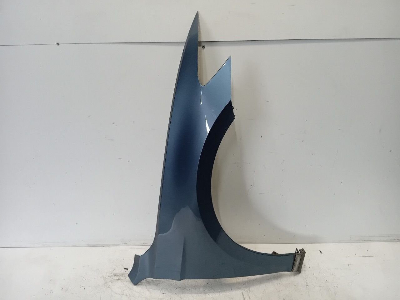 Spatbord rechts voor Volkswagen Passat, Onderdelen@venauto.nl, Van der Ven Autorecycling B.V., Gebruikt, Ettenseweg 76, 4706 PB Roosendaal, The Netherlands