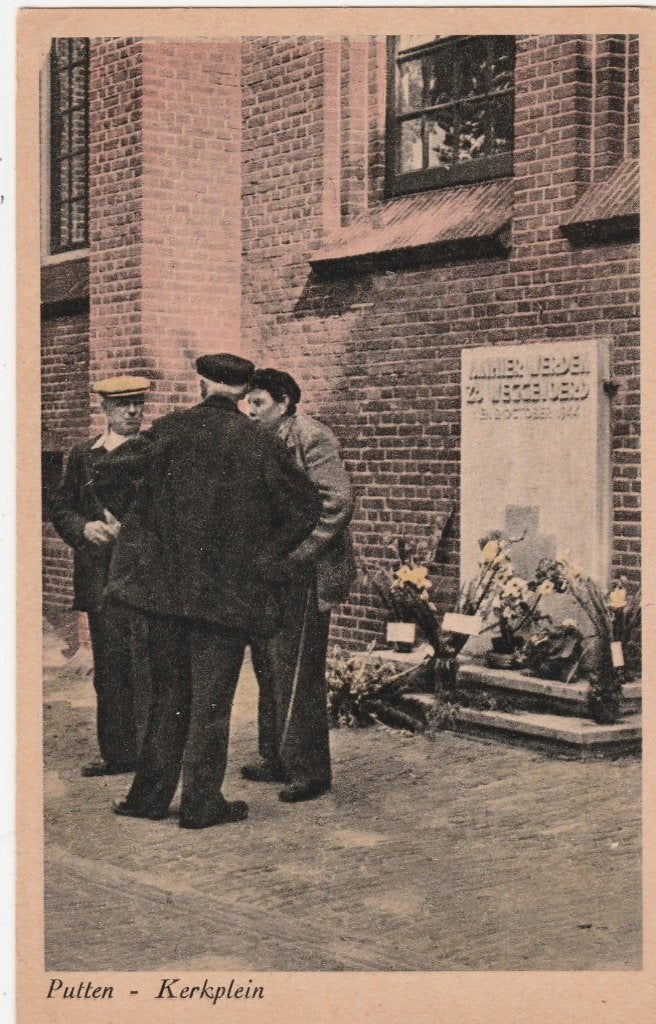 putten- kerkplein, Ophalen of Verzenden, 1940 tot 1960, Gelderland