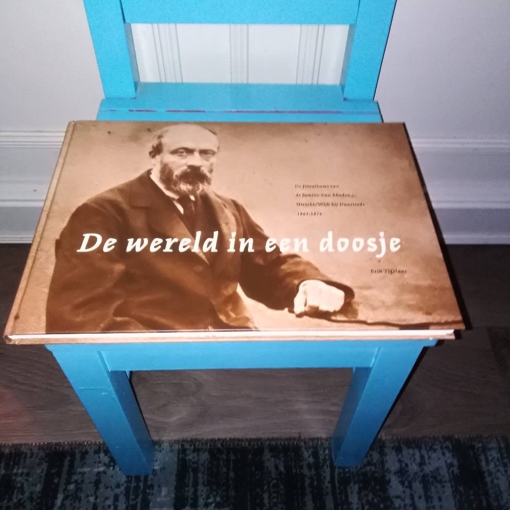 De wereld in een doosje fotoalbums van de familie Van Rheden, Boeken, Ophalen, Gelezen