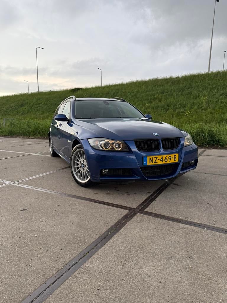 BMW 3-Serie 2.0 318 I Touring 2007 Blauw, 13 km/l, Achterwielaandrijving, 4 cilinders, 129 pk
