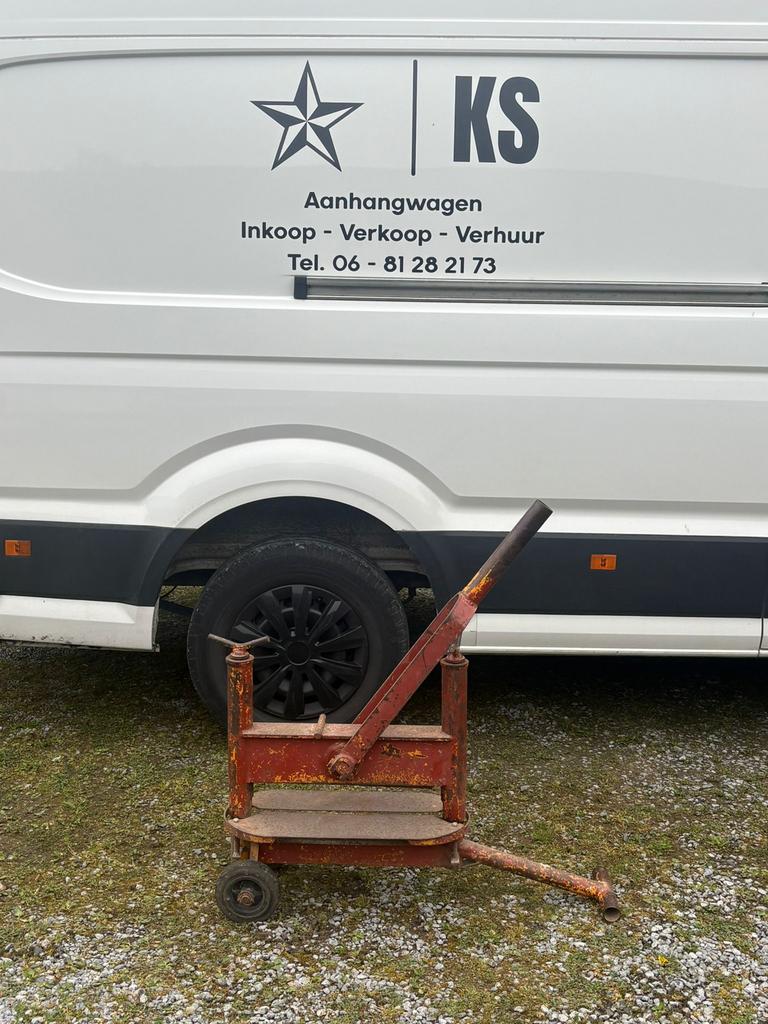Steenknipper te huur!, Tuin en Terras, Ophalen of Verzenden, Zo goed als nieuw, Beton, Overige typen