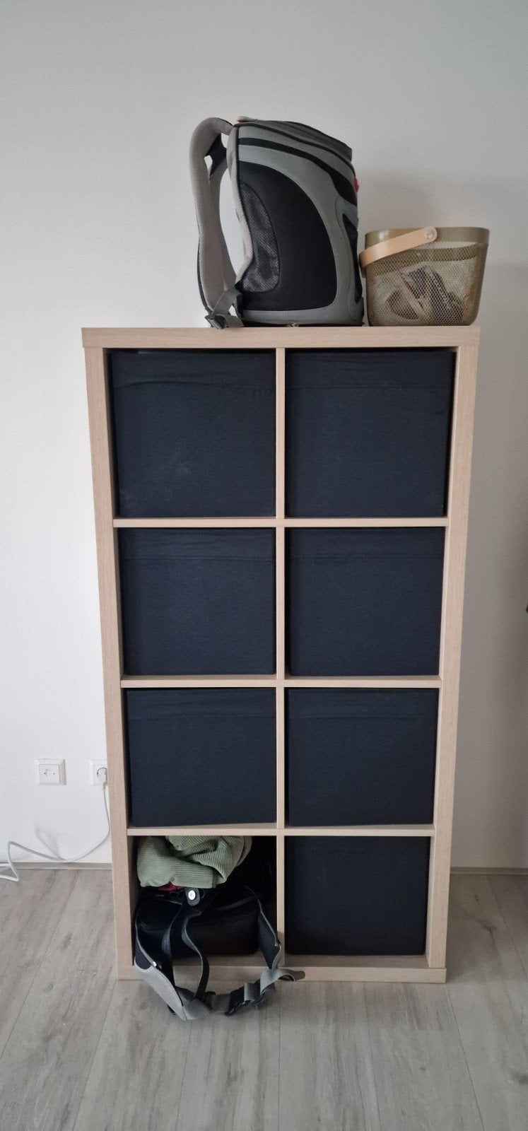 IKEA Kallax 2x4 Kast met 8 Opbergboxen, Ophalen, Met plank(en), Gebruikt, Modern, functioneel
