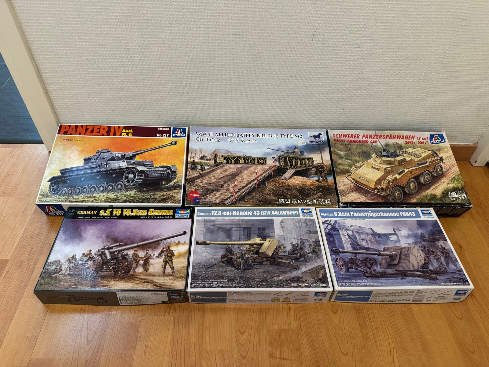 Modelbouw kits - Diverse militaire voertuigen en brug 1/35, Ophalen of Verzenden, Nieuw, 1:32 tot 1:50, Tank