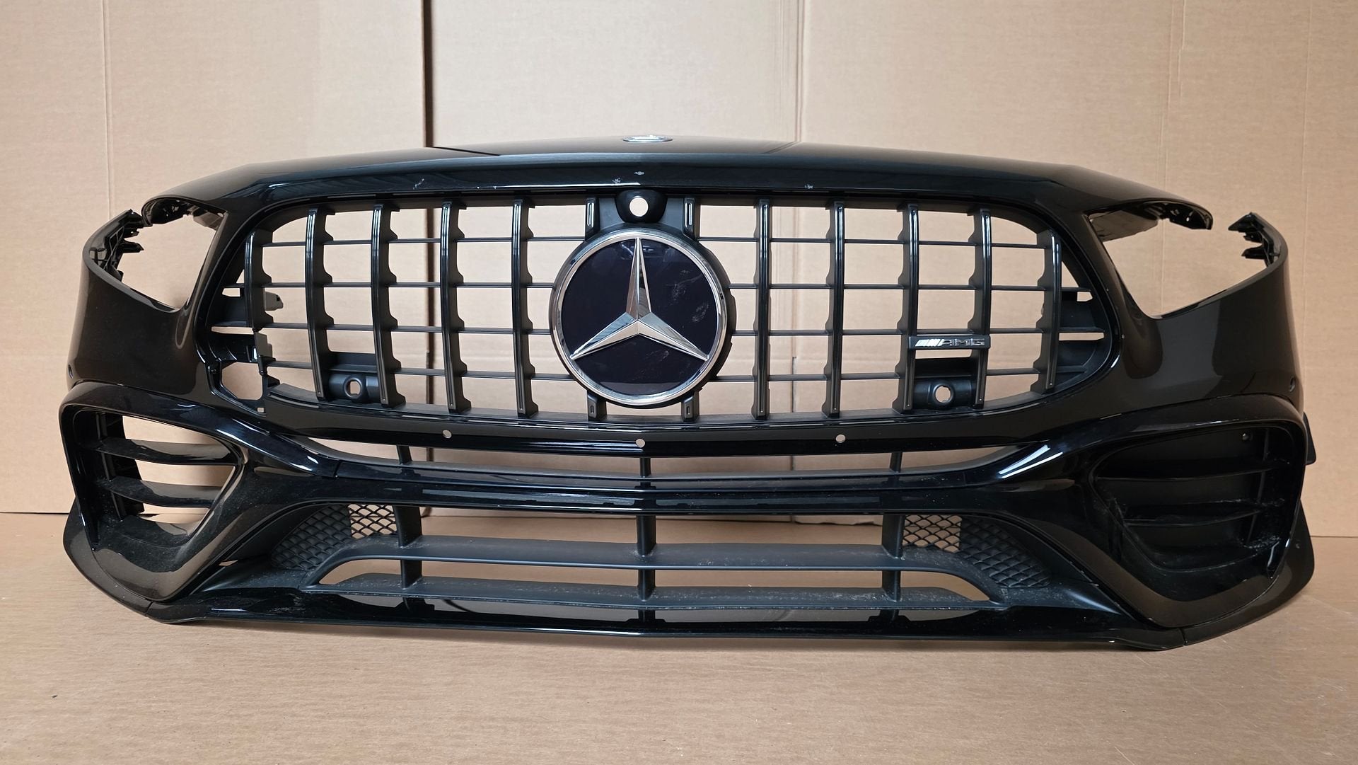 W177 A KLASSE 45 2021 A45 A45S AMG AERO FACELIFT VOORBUMPER, Gebruikt, -, Voor, Ophalen of Verzenden
