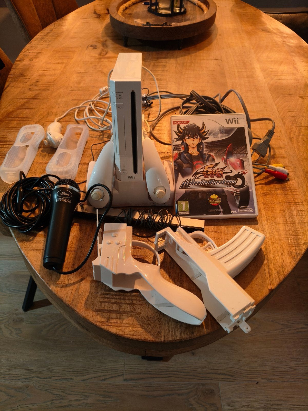 Wii console met accessoires, Balance Board en game, Ophalen of Verzenden, Gebruikt, Zonder controller, Met games