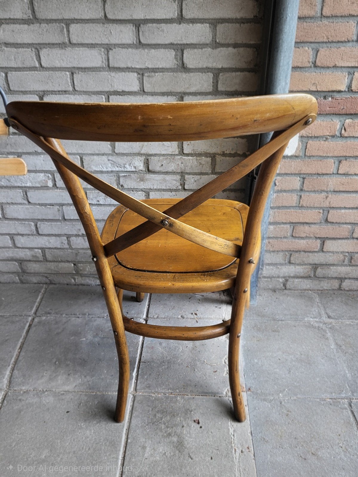 Vintage houten stoelen  met kruisrug 2 stuks, Huis en Inrichting, Stoelen, Ophalen, Gebruikt, Bruin, Vintage, Landelijk, Retro