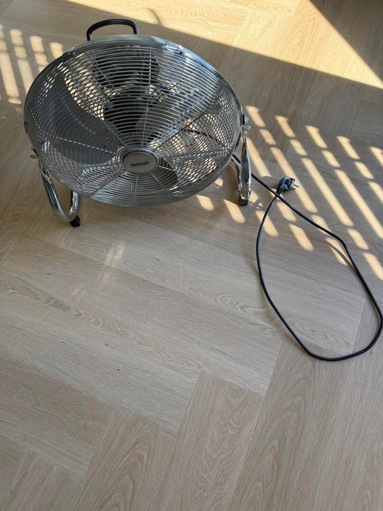 Sencys tafelventilator, Ophalen of Verzenden, Zo goed als nieuw, Tafelventilator