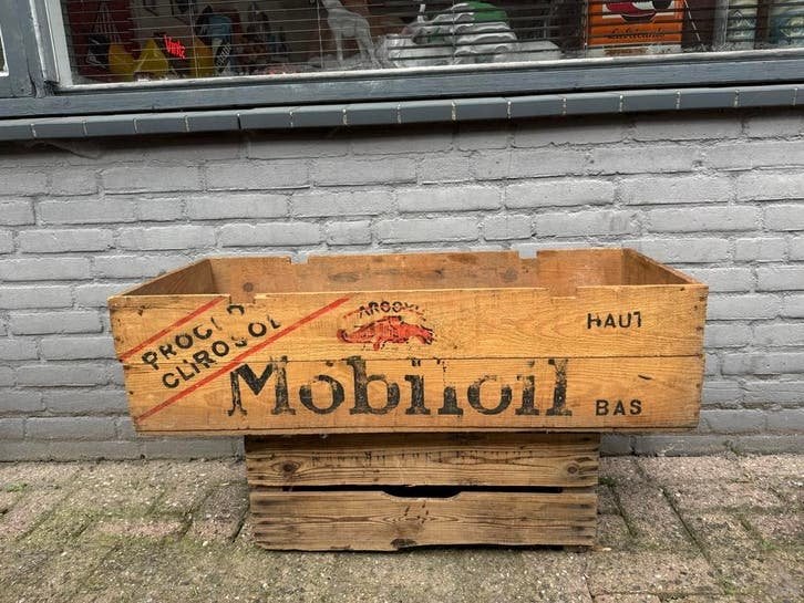 Vintage Houten Mobil Oil Kist - Authentiek en Decoratief, Ophalen