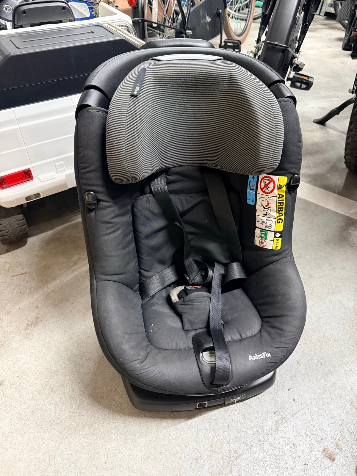 Maxi-Cosi AxissFix i-Size autostoel, Kinderen en Baby's, Autostoeltjes, Ophalen, Gebruikt, 0 t/m 18 kg, Zijbescherming