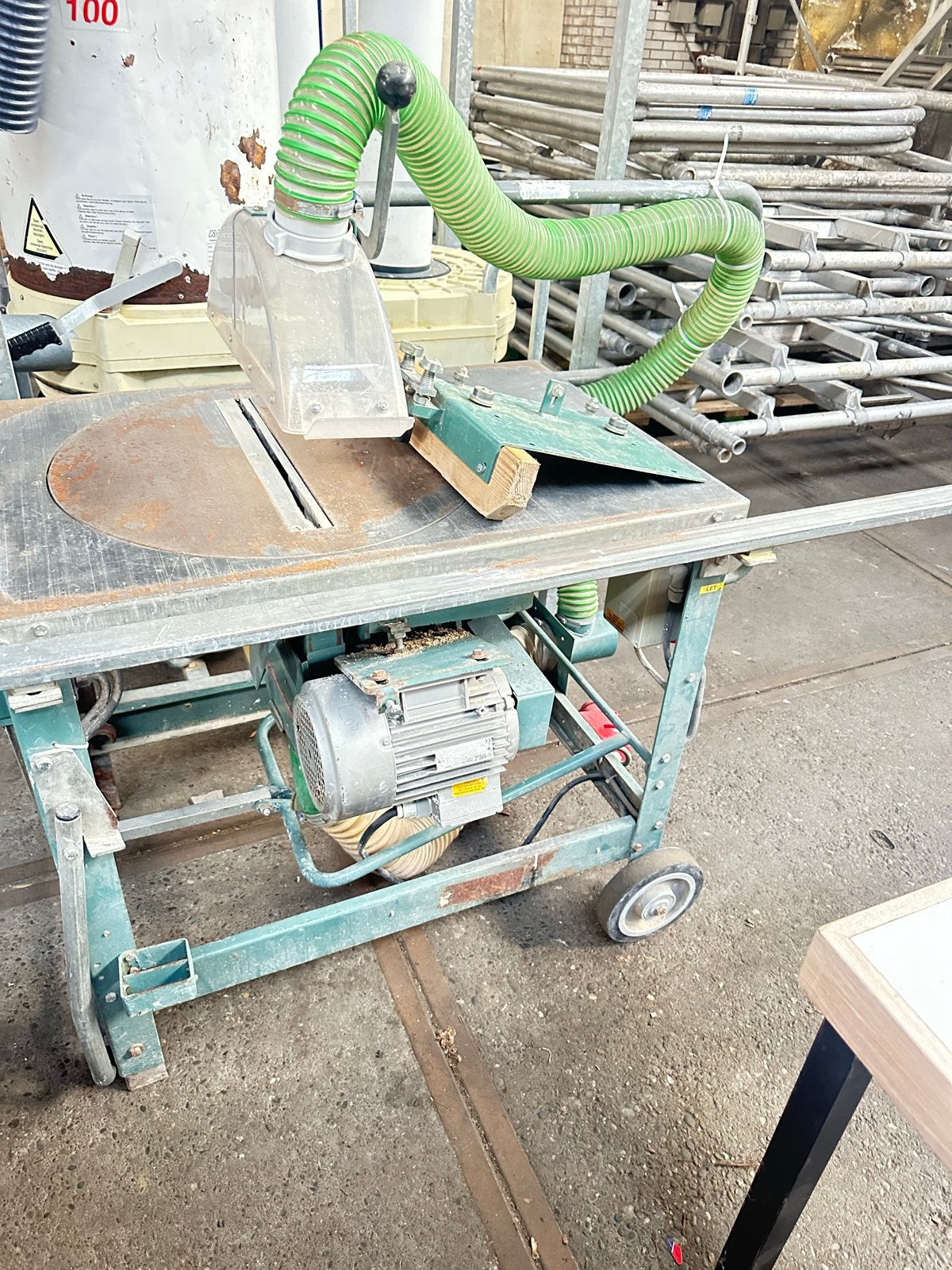 Gjerde Bouwzaag 400V - Robuuste Cirkelzaag voor Bouw, Doe-het-zelf en Verbouw, Gereedschap | Zaagmachines, Gebruikt, Cirkelzaag