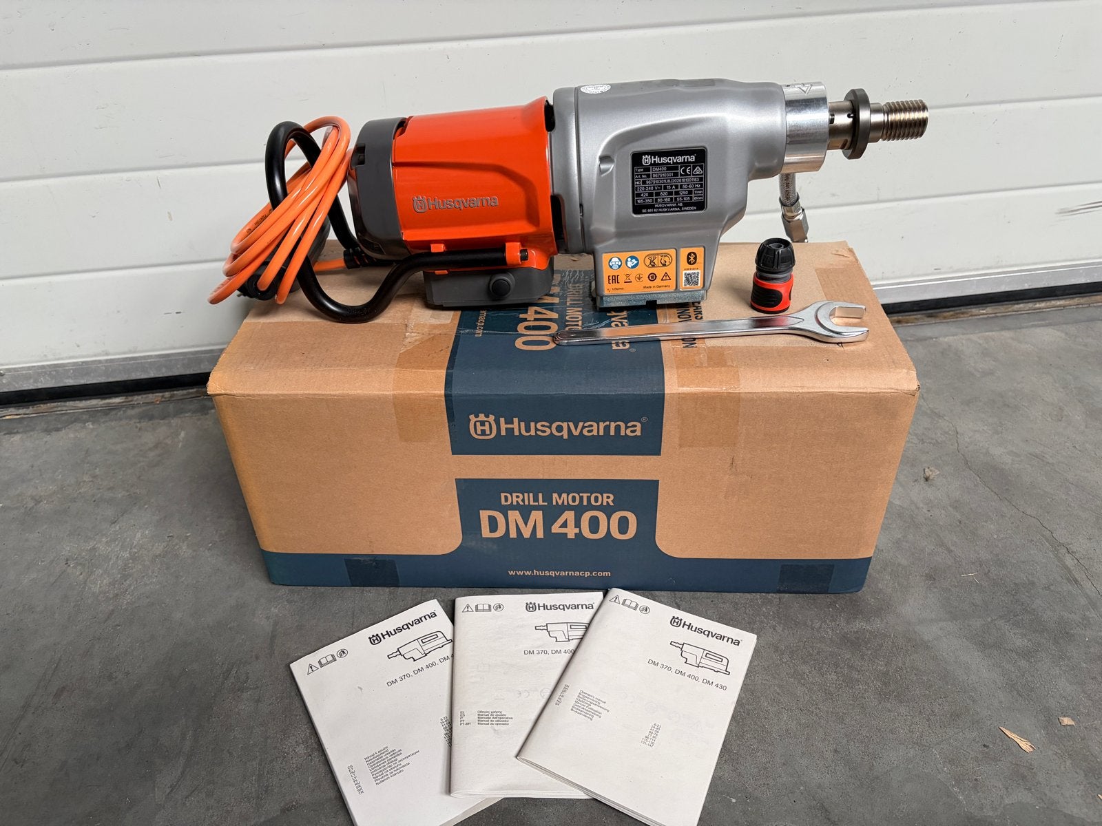 Husqvarna DM 400 diamantboormachine 3200W - Nieuw, 600 watt of meer, Drottninggatan 2 SE-561 82 Huskvarna, Zweden, Husqvarna.customer.service@husqvarnagroup.com