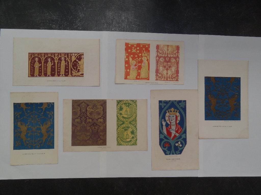 Lithos zes middeleeuwse zijden borduur weefsels 9-14e eeuw, Antiek en Kunst, Origineel, Ophalen of Verzenden, Overige onderwerpen