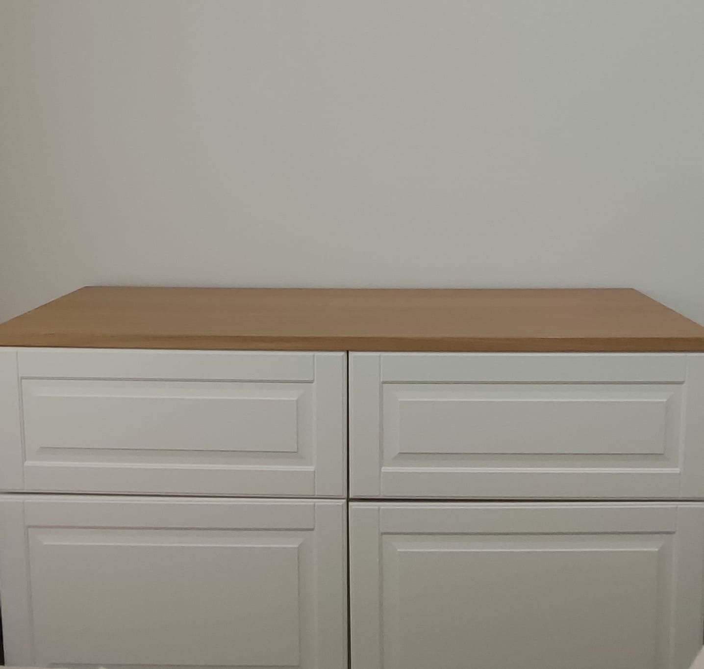 Ikea Besta met deuren/lades,, Huis en Inrichting, Kasten | Ladekasten, Ophalen, 100 tot 150 cm, 1 of 2 laden, Zo goed als nieuw