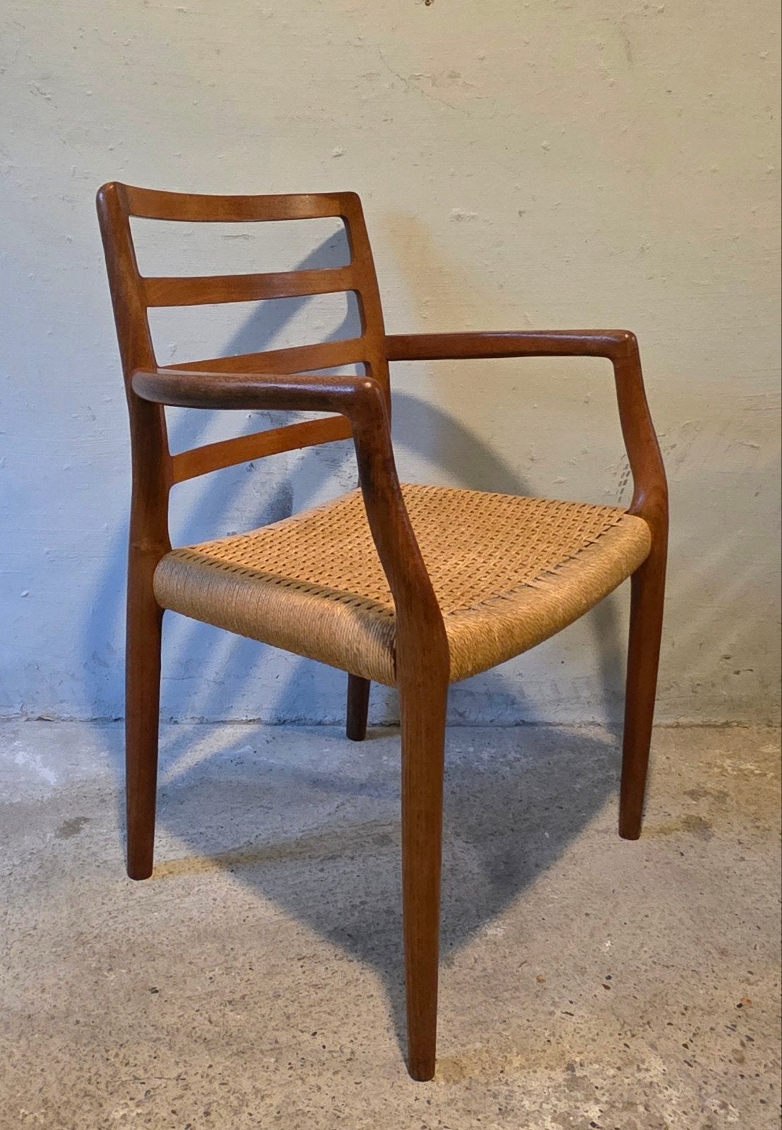 Twee vintage, design stoelen Niels Otto Møller, model 68, Huis en Inrichting, Ophalen, Twee, Møller Models,  Niels Otto Møller