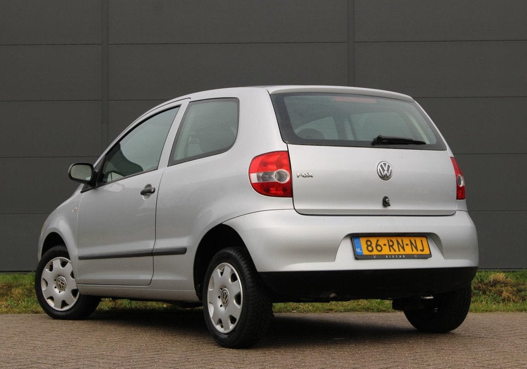 Volkswagen Fox 1.2 Trendline, Auto's, Volkswagen, Voorwielaandrijving, Stof, Zwart, 4 stoelen