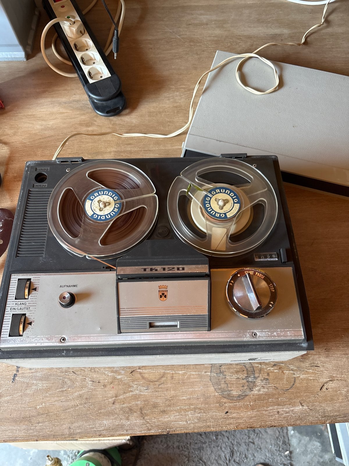 Vintage Grundig TK120 Bandrecorder met banden, Audio, Tv en Foto, Bandrecorders, Ophalen of Verzenden, Bandrecorder, Met banden