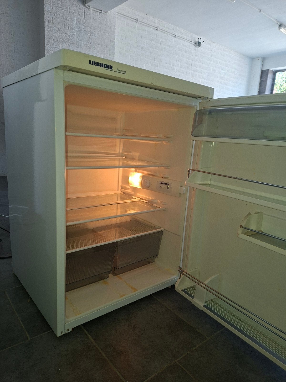 Liebherr drankenkoelkast., 150 tot 200 liter, 60 cm of meer, Energieklasse A of zuiniger, Ophalen