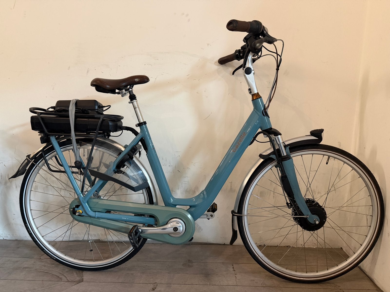Nette Gazelle Oranje C8 E-bike - fiets 28 inch, Fietsen en Brommers, Fietsen | Dames | Damesfietsen, 53 tot 56 cm, Versnellingen