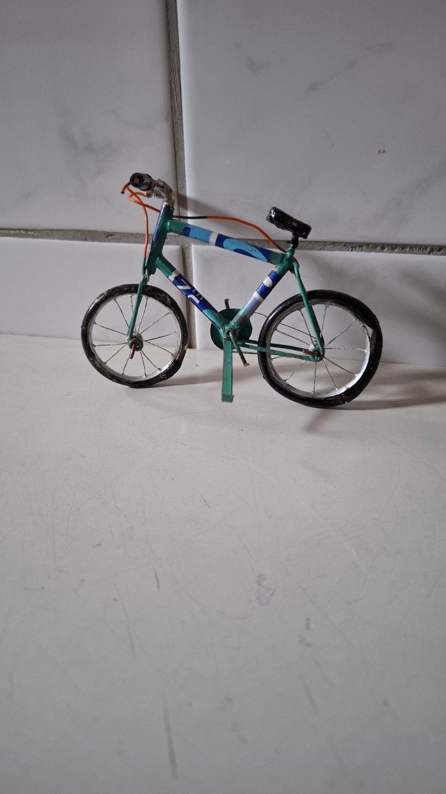 handgemaakt miniatuur fietsje, Ophalen of Verzenden, Zo goed als nieuw