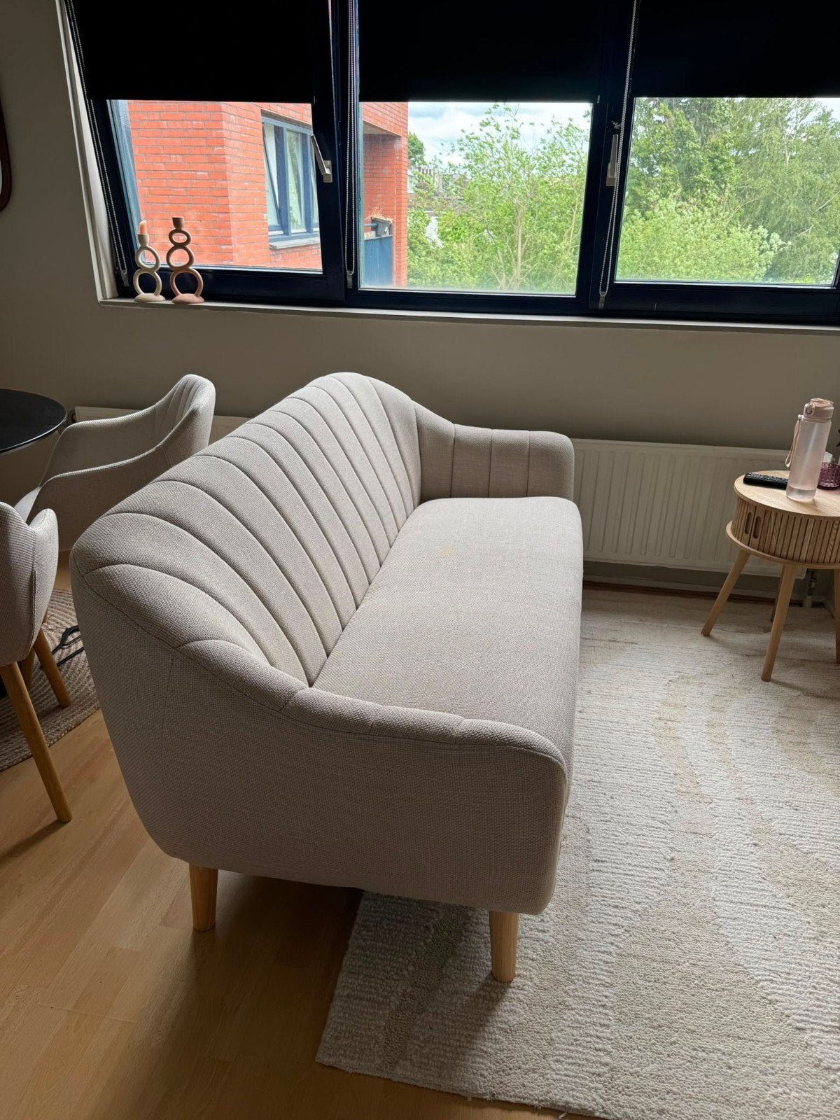 Prachtige 2,5 zits bank beige, Huis en Inrichting, Banken | Bankstellen, Ophalen, Tweepersoons, 75 tot 100 cm, Zo goed als nieuw