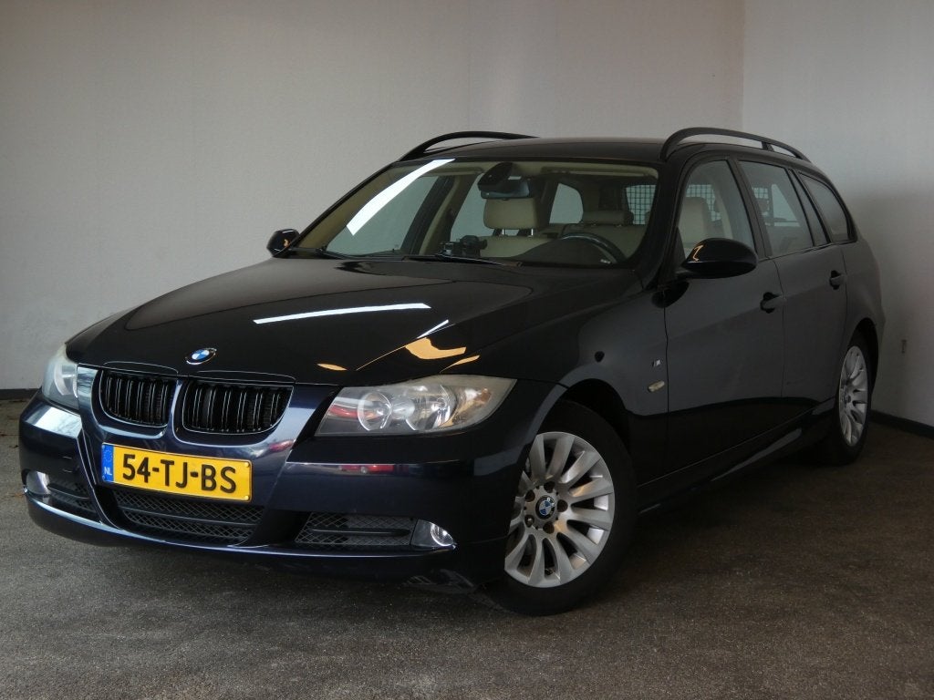 BMW 3 Serie Touring 320i High Executive NWE APK (bj 2006), Auto's, 13 km/l, Achterwielaandrijving, 4 cilinders, 150 pk