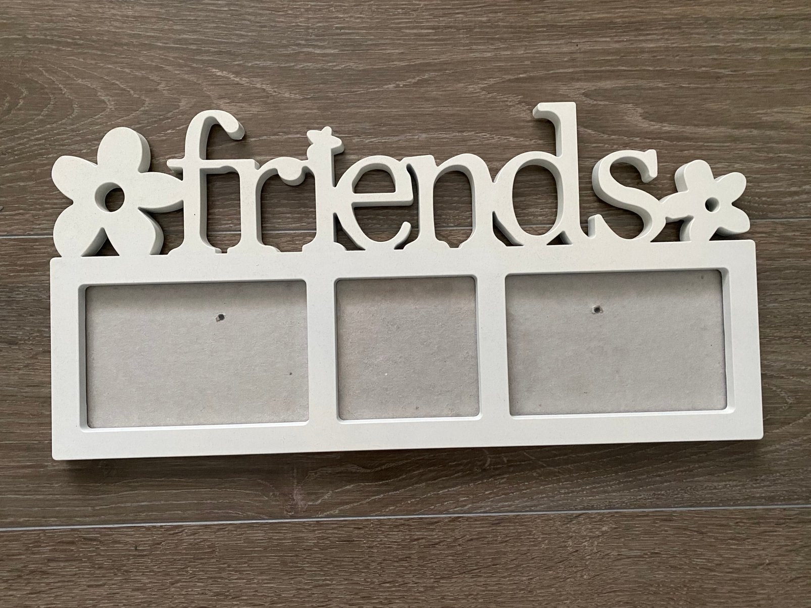 FRIENDS Leuke witte fotolijst voor 3 foto’s!, Ophalen of Verzenden, Zo goed als nieuw