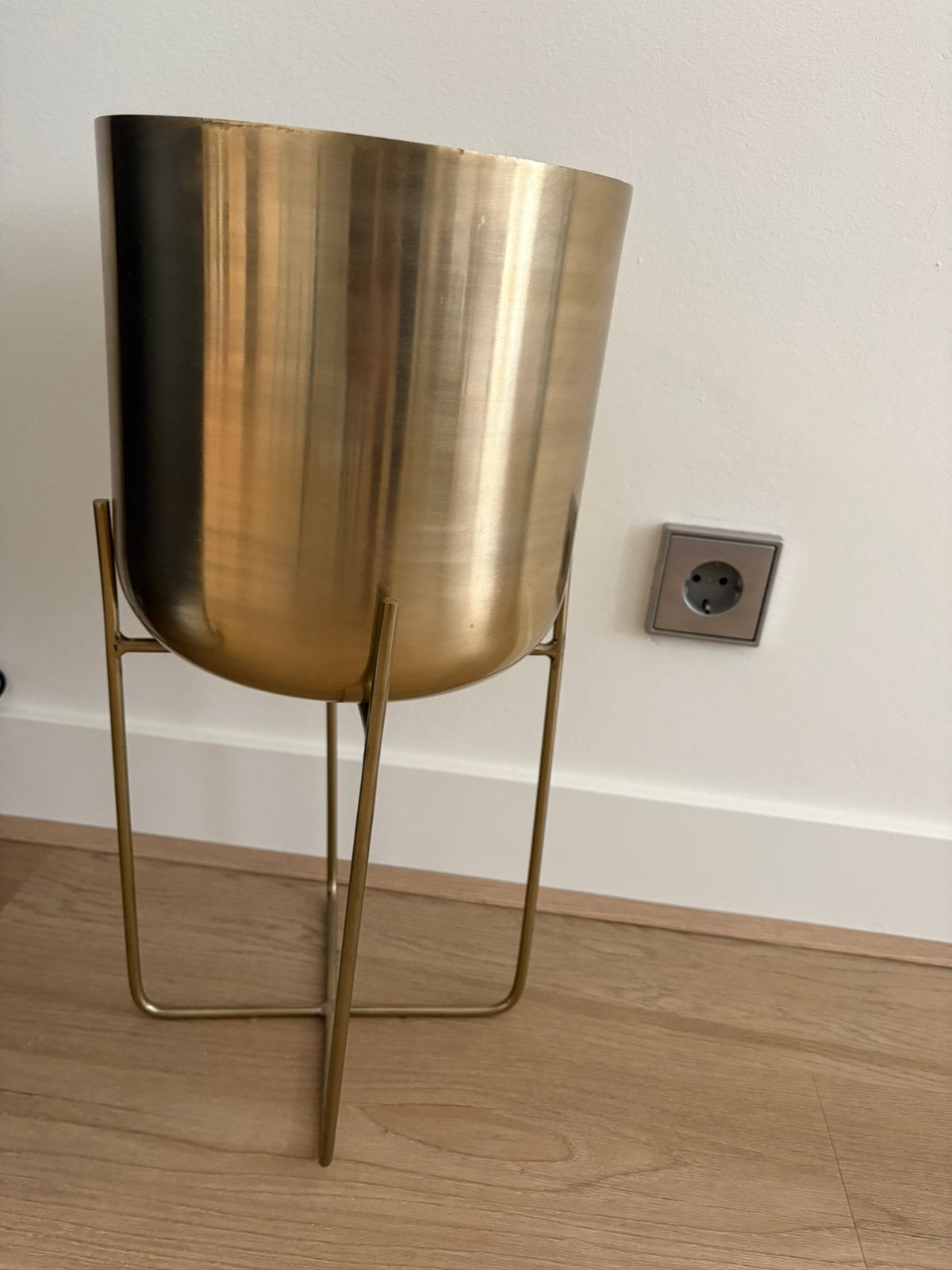 Large Zara Home metal flower pot, Ophalen, Zo goed als nieuw, Rond