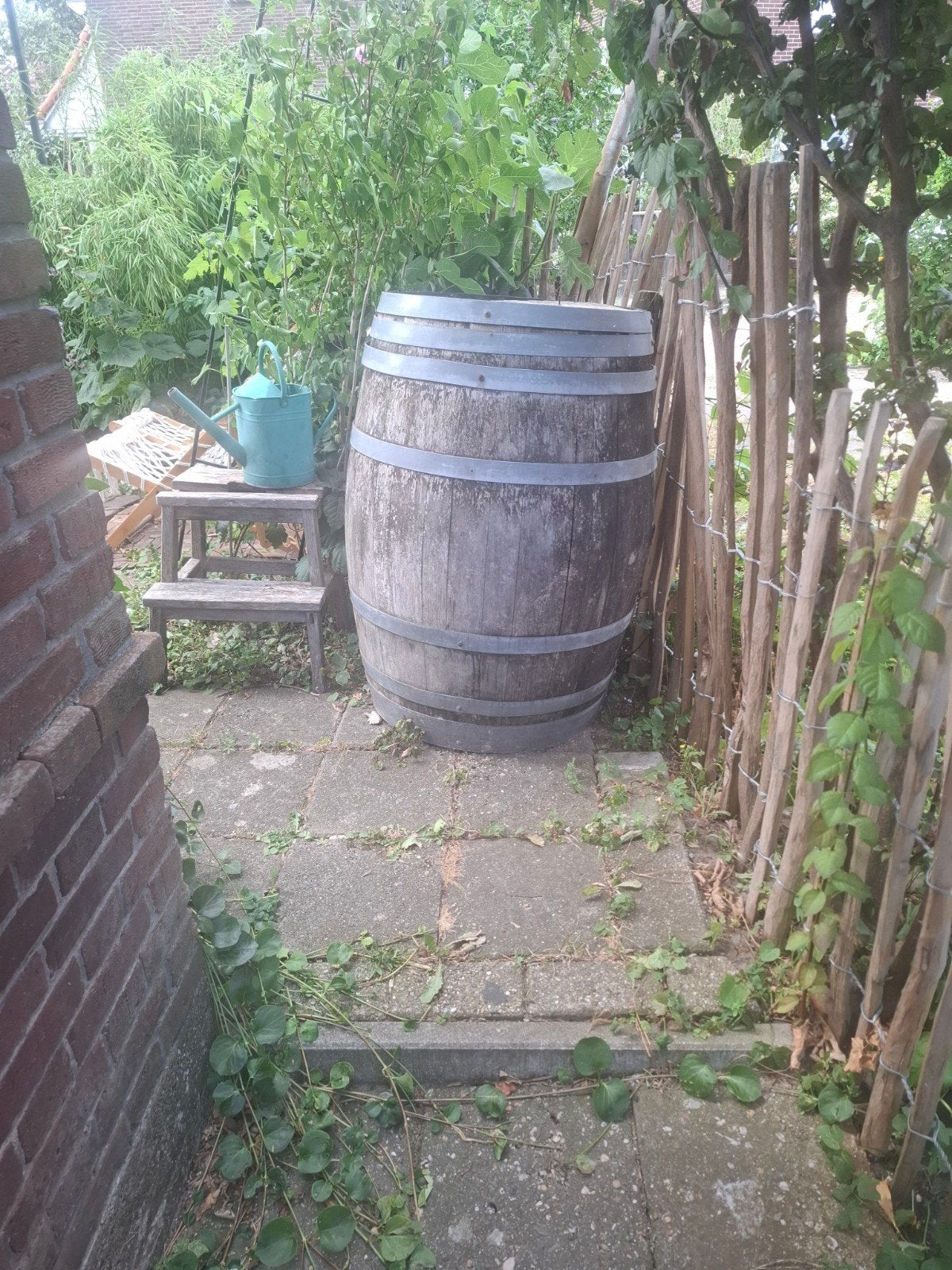 Oude houten regenton - decoratief, niet waterdicht, 150 liter of meer, Ophalen, Gebruikt, Hout