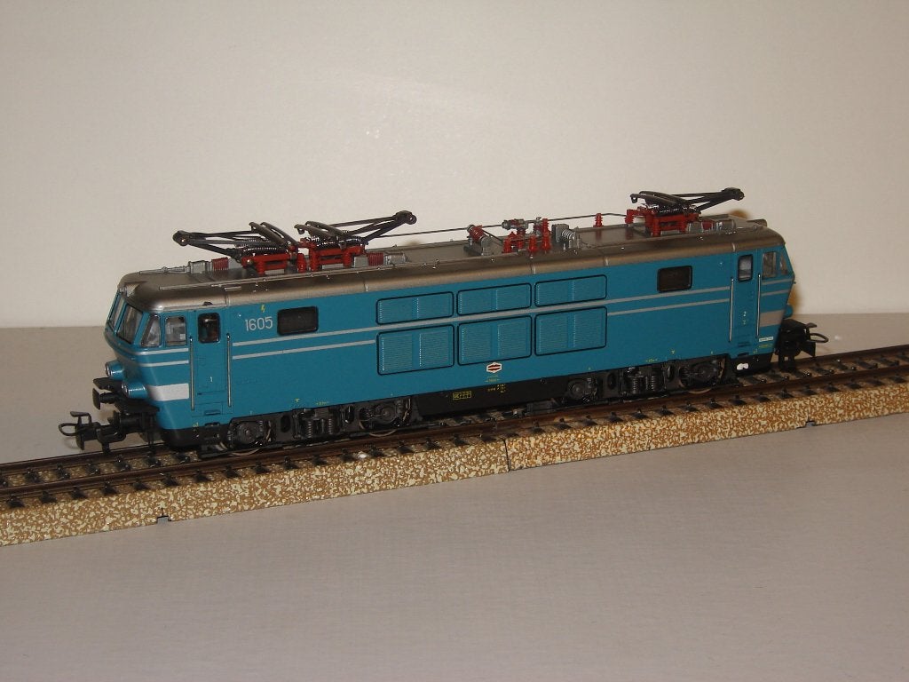marklin 3152, Hobby en Vrije tijd, Wisselstroom, Locomotief, Ophalen of Verzenden, Zo goed als nieuw