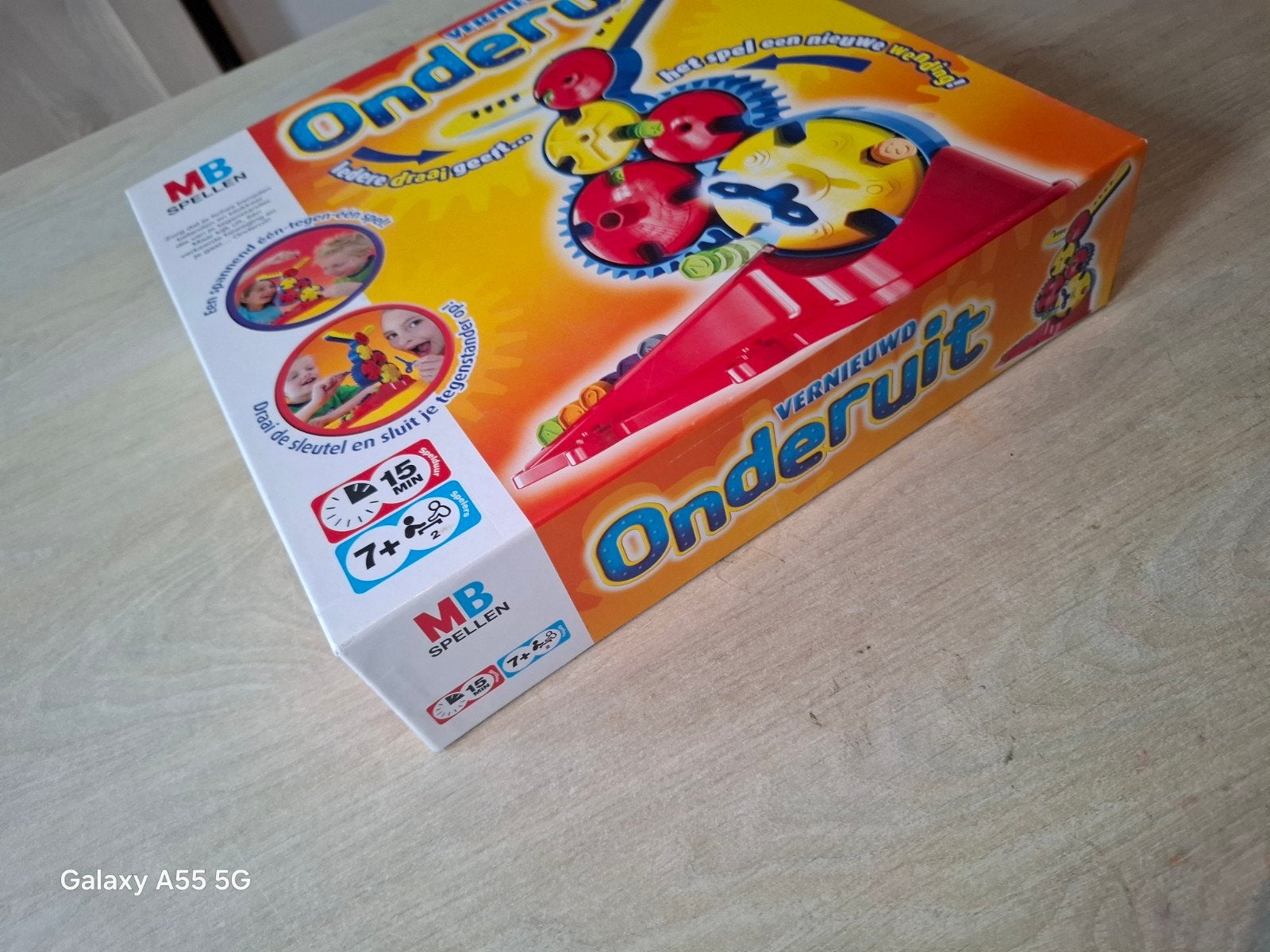 Onderuit spel van MB Spellen - Zo goed als nieuw, Hobby en Vrije tijd, Gezelschapsspellen | Bordspellen, MB Spellen, Een of twee spelers