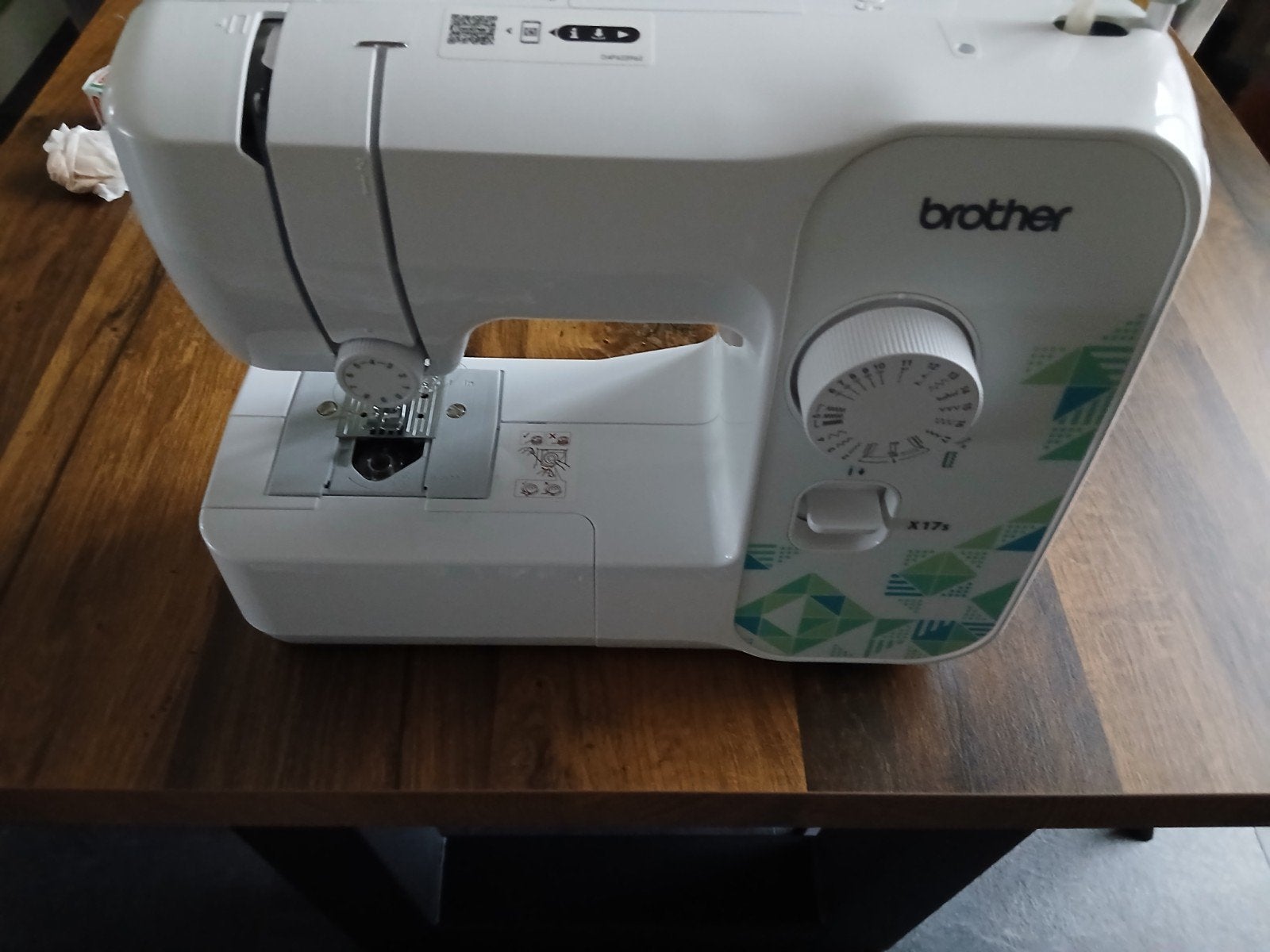 Brother X17S Naaimachine met draagtas, Hobby en Vrije tijd, Naaimachines en Toebehoren, Ophalen, Zo goed als nieuw, Naaimachine
