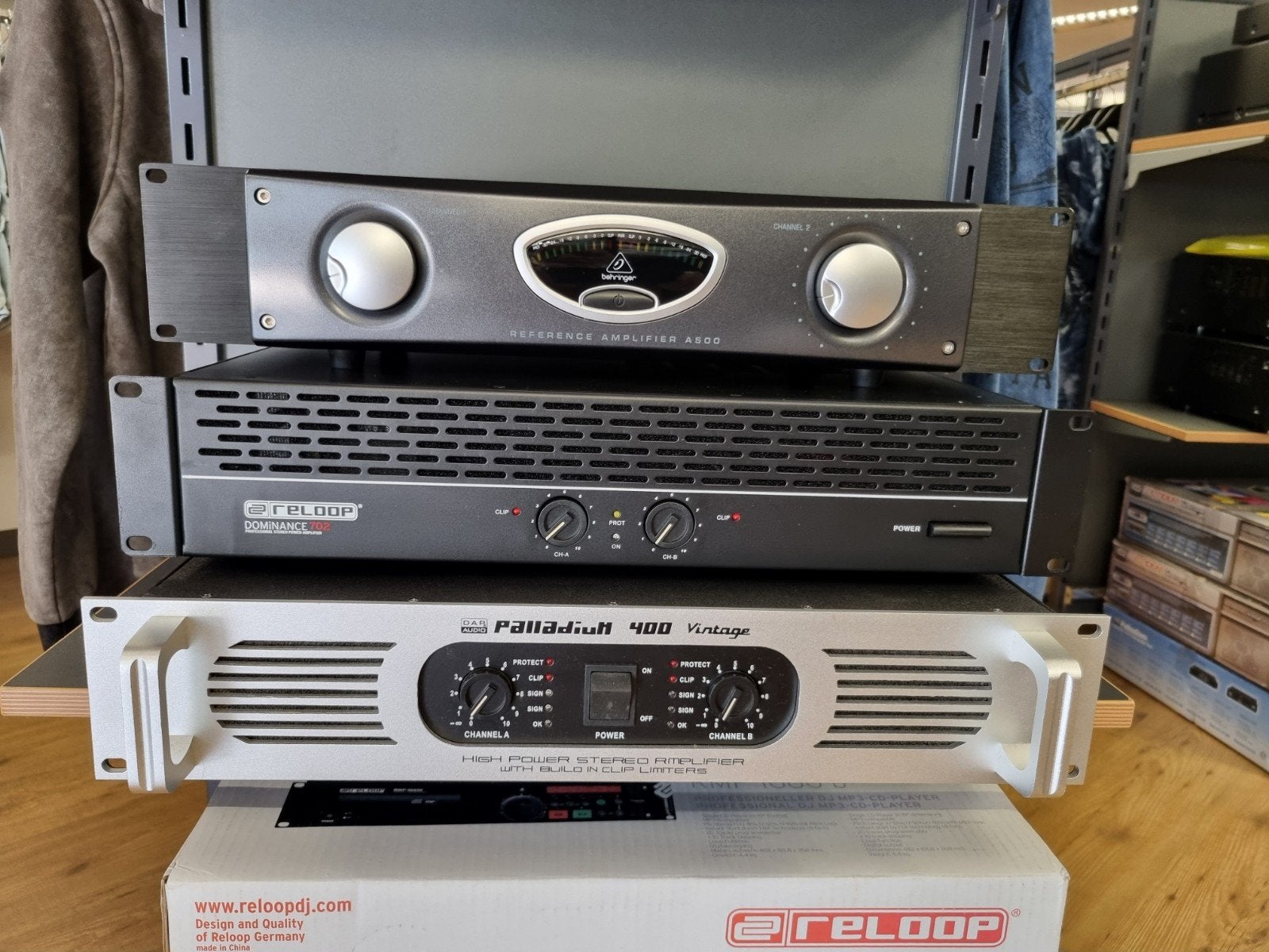 ✅Reloop Dominance 702 MK2 versterker 5 Stuks Nieuw!, Audio, Tv en Foto, Overige merken, Nieuw, Ophalen of Verzenden, /